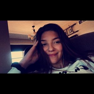 Meet your Posher, Natalie